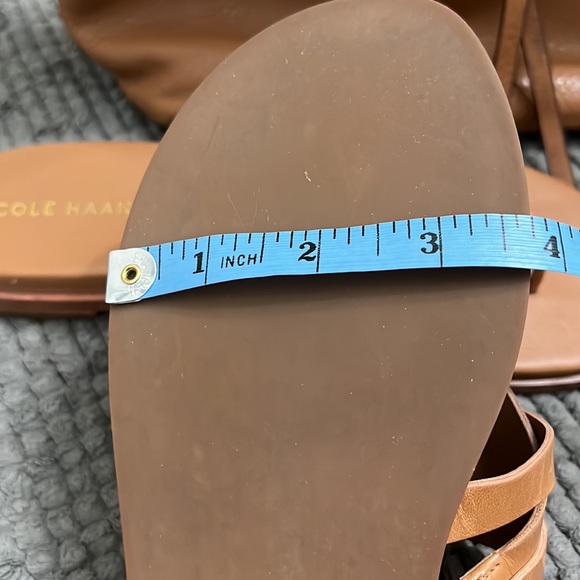 NWOT COLE HAAN tong flat shoes, size 6B - Picture 9 of 10